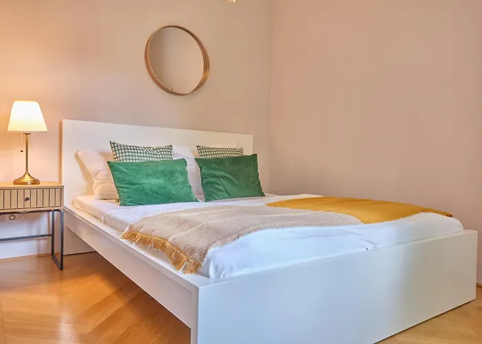 Chic - Near U3 Metro Apartamento *