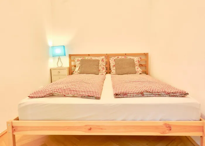 Chic - Near U3 Metro Apartamento *